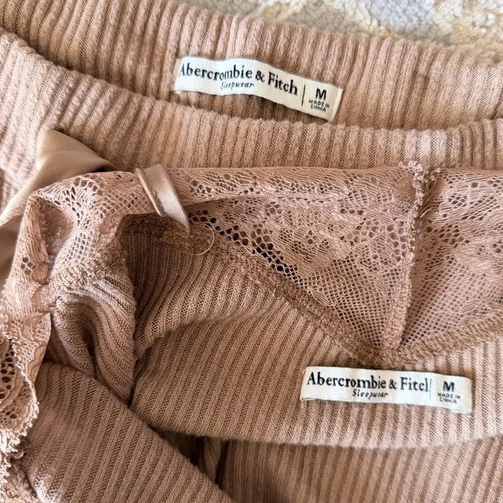 Abercrombie & Fitch soft lounge sleepwear set